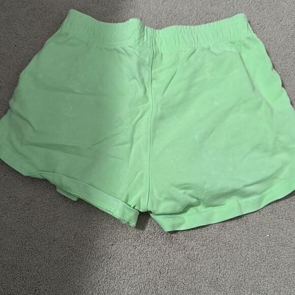 Nike XS yellow short  - Picture 3 of 6